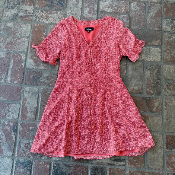 Lulus Red Button Up Dress Short Sleeve Ruffle Tie Back V-Neck Printed Size L - Picture 1 of 3